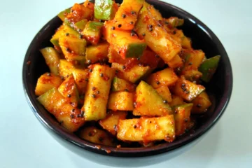 vendhaya mango pickle