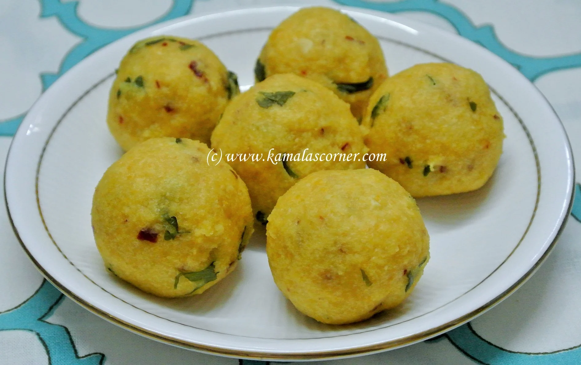 Paruppu Urundai