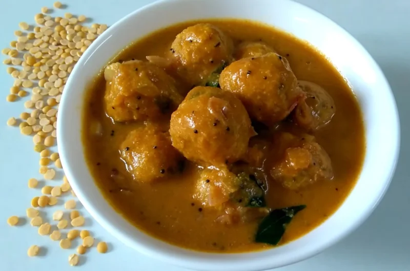 Paruppu Urundai Kuzhambu