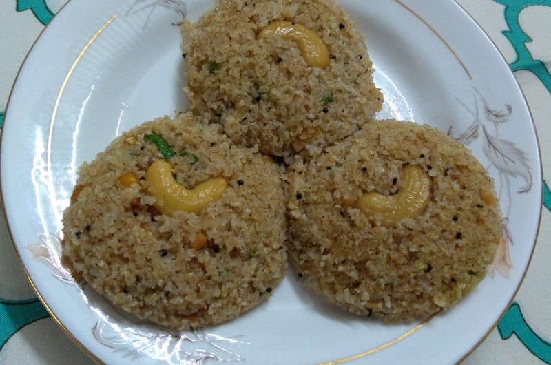 Godhumai Rawa (Cracked Wheat) Idli