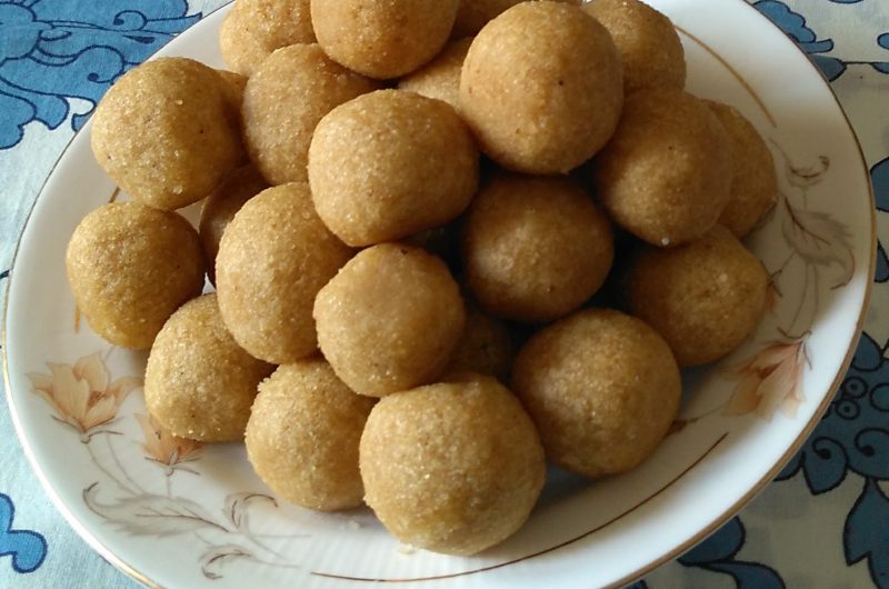 Ulundhu (Urad dhal) Sweet Kozhukattai 