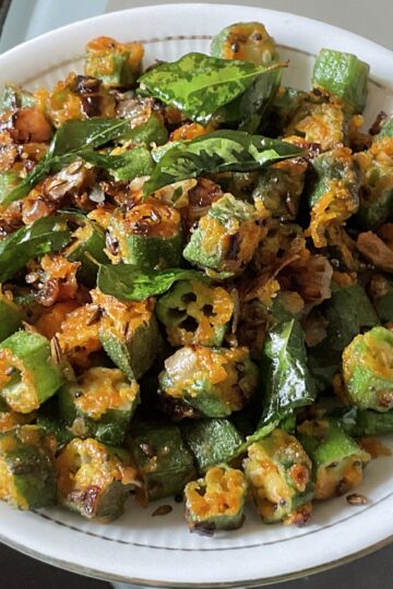 Vendaikai (Okra) Besan Tawa Fry